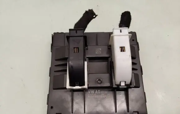 Seat Ibiza IV (6J,6P) Comfort/convenience module 6R0937087