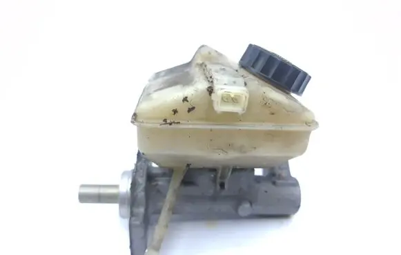 Volvo XC90 Master brake cylinder 8683272