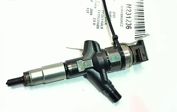 Subaru Outback Fuel injector 16613AA030