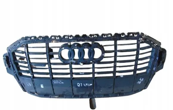 Audi Q7 4M Front bumper upper radiator grill 4M0853651AJ 4M0853651AH