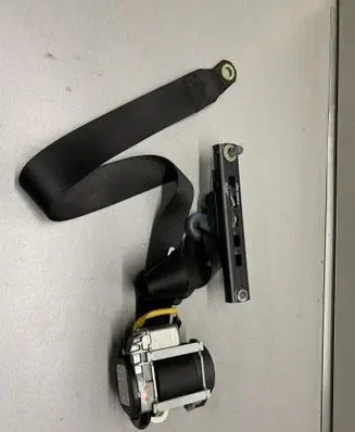 Mitsubishi Colt Front seatbelt MN140086HA 606844000