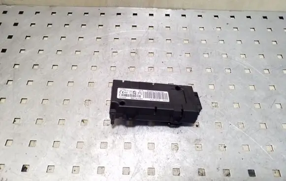 Peugeot 3008 I Bluetooth control unit module 9665183080