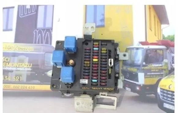 Nissan Maxima Fuse module
