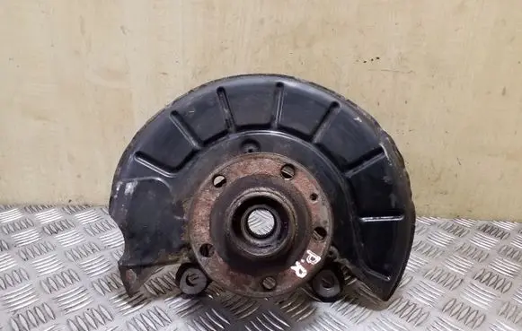 Skoda Yeti (5L) Front wheel hub