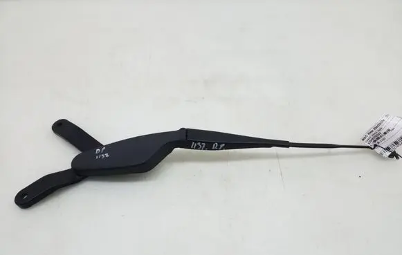 Front wiper blade arm
