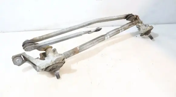 Nissan Note (E11) Front wiper linkage 