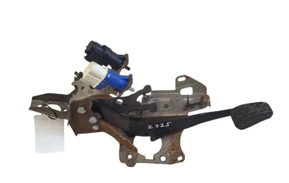 Ford Fiesta Brake pedal 8V512450AG