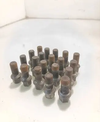 Nuts/bolts
