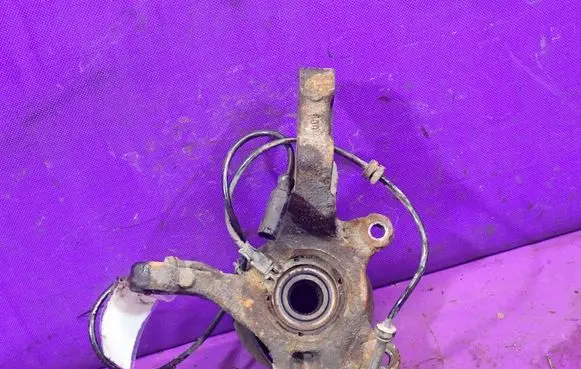 Nissan Micra Front wheel hub spindle knuckle