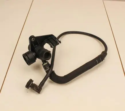 Audi A4 S4 B8 8K Engine coolant pipe/hose 8K0121081Q