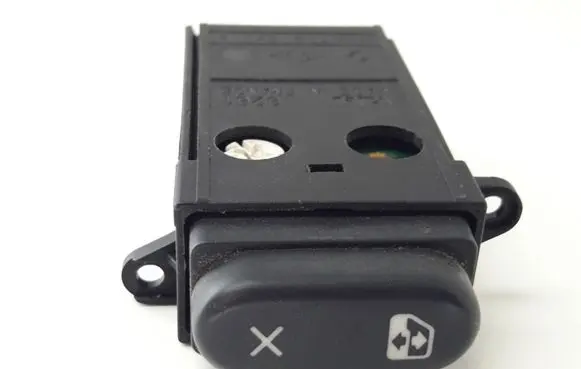 Renault Megane I Electric window control switch 7700430215