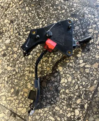 Nissan Qashqai Accelerator throttle pedal
