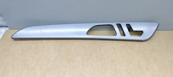 Mercedes-Benz ML W166 Front door trim (molding) A1667201922