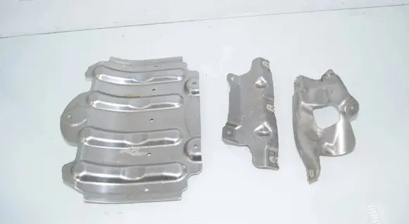 BMW 2 G42 Heat shield in engine bay 7340979 7450534 6880901