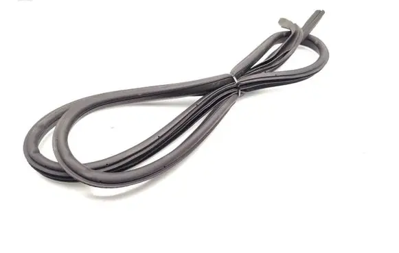Jeep Compass Rubber seal rear door 
