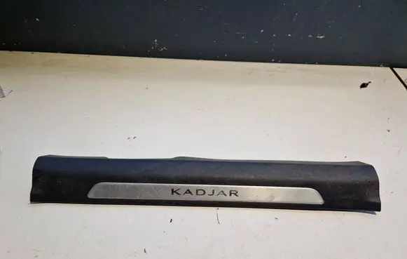 Front sill trim cover