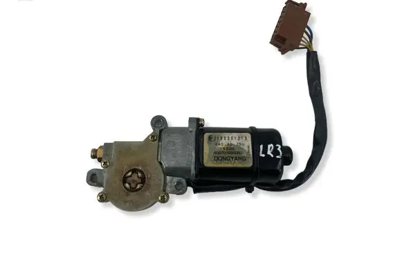Land Rover Discovery 3 - LR3 Sunroof motor/actuator 44549790