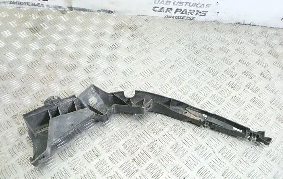 Volkswagen PASSAT B5 Front bumper mounting bracket 3B0807049C