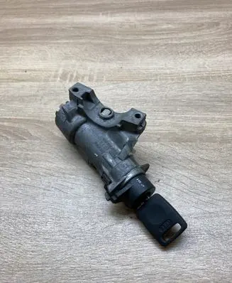 Audi A4 S4 B6 8E 8H Ignition lock 4B0905851C 4B0905849
