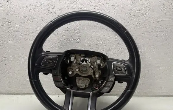 Land Rover Evoque I Steering wheel