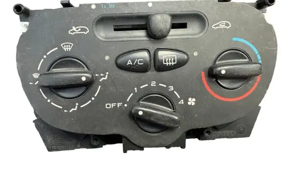 Peugeot 206 Climate control unit 1068901