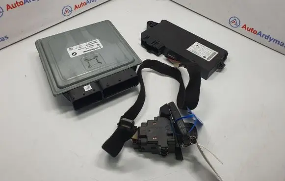 BMW 3 E92 E93 Engine ECU kit and lock set 7621178 12147621178 61359262361