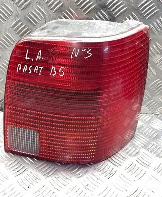 Volkswagen PASSAT B5 Rear/tail lights 393366 3B9945257