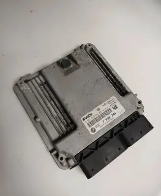 Mini One - Cooper Coupe R56 Engine control unit/module 7809794 031638222 0281014856