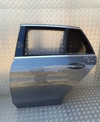 Mercedes-Benz C W205 Rear door
