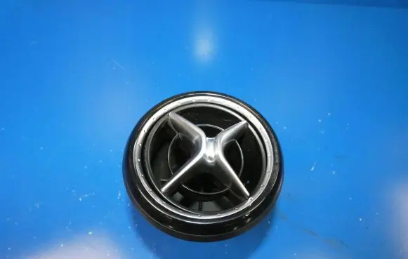 Mercedes-Benz A W176 Dashboard side air vent grill/cover trim