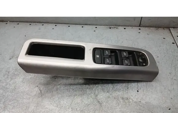 Volvo V50 Electric window control switch 30795081