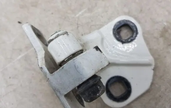 BMW 7 E65 E66 Rear door upper hinge NOCODE