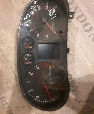Audi A3 S3 8L Speedometer (instrument cluster) 8L0919930H 0008895012