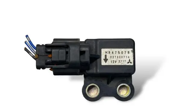 Mitsubishi Pajero Sport I Airbag deployment crash/impact sensor MR475078 X2T22371A 12V2717