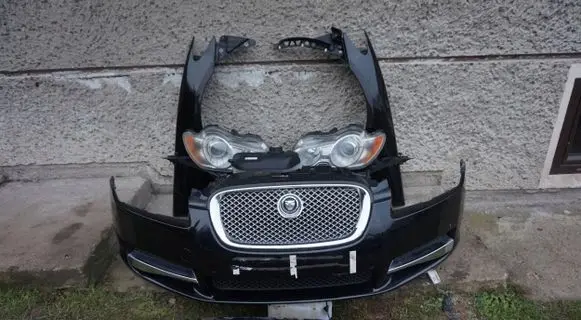 Jaguar XF X250 Front piece kit 