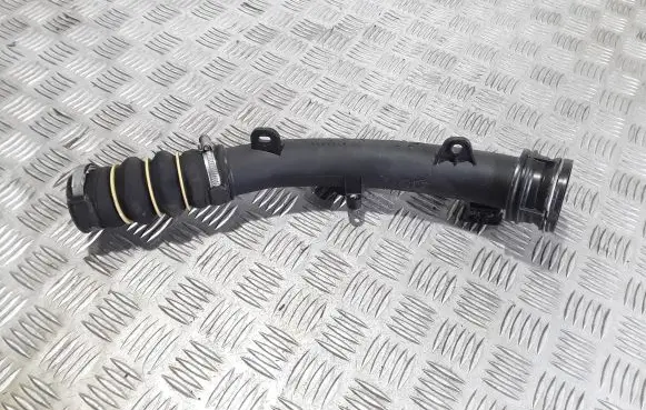 Opel Crossland X Air intake duct part 9677537380
