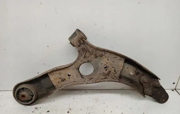 KIA Carens III Front control arm