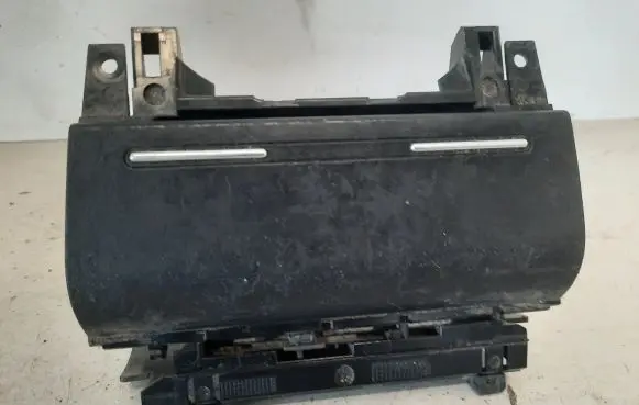 Audi A4 S4 B6 8E 8H Car ashtray 8E0857951