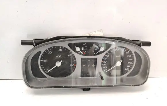 Renault Laguna II Speedometer (instrument cluster) 8200218878 5514000062