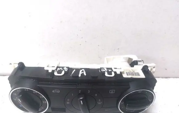 Mercedes-Benz A W169 Air conditioner control unit module A1698301385