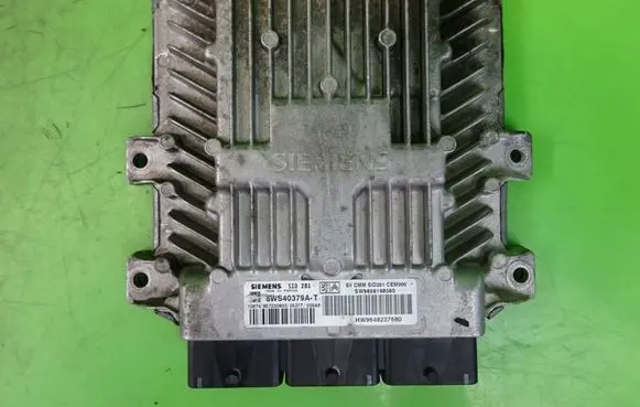 Peugeot 607 Engine control unit/module HW9648237680