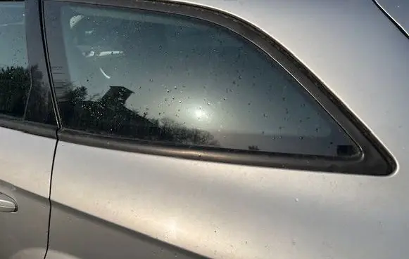 Ford Mondeo MK IV Rear side window 