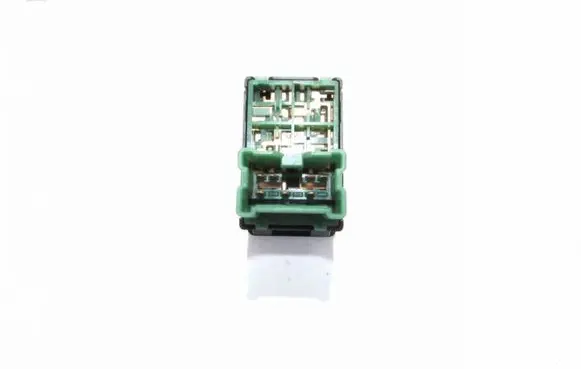 Nissan Primera Wing mirror switch