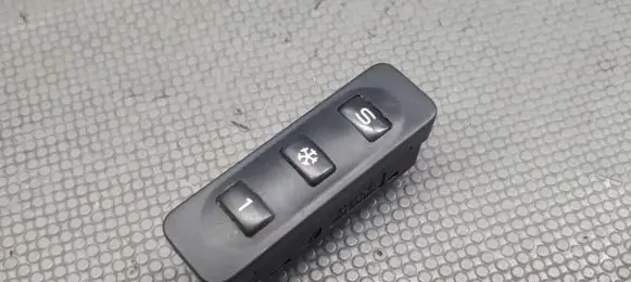 Citroen C4 Grand Picasso Fog light switch 
