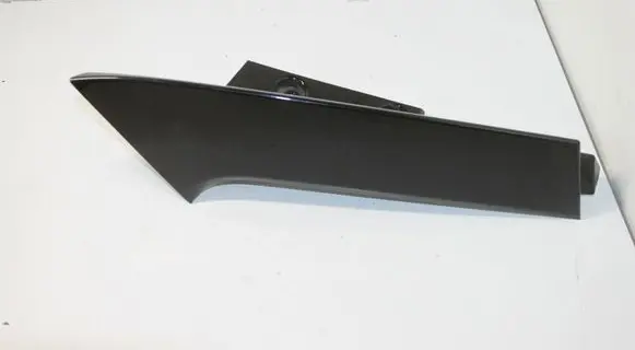 Nissan X-Trail T32 Rear/tail light trim molding 960324CE0A