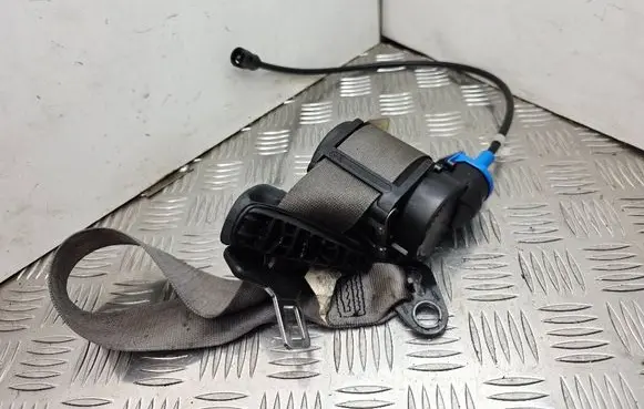 BMW 3 E92 E93 Front seatbelt 603760900C 560920911