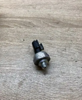 Nissan Frontier Air conditioning (A/C) pressure sensor 42CP89 H509