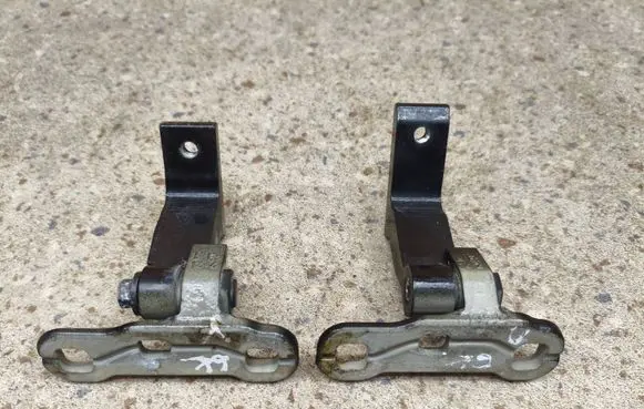 Volvo XC90 Rear door hinge set 
