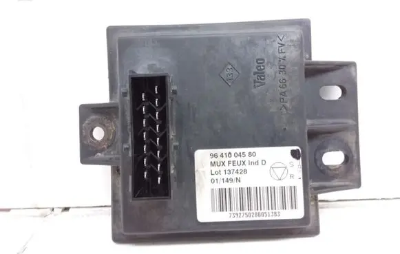 Peugeot 607 Ignition amplifier control unit 9641004580 137428