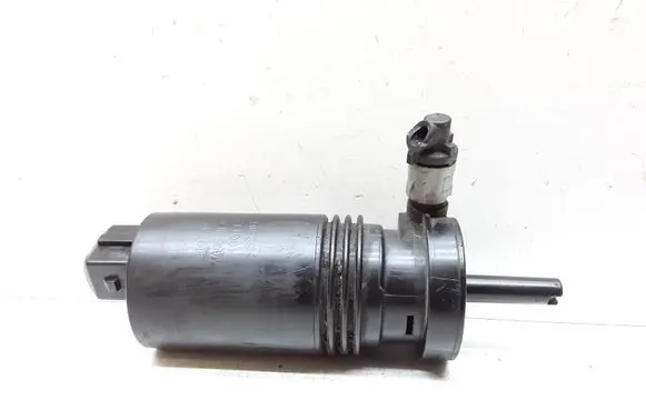 Volvo V70 Headlight washer pump 1013229